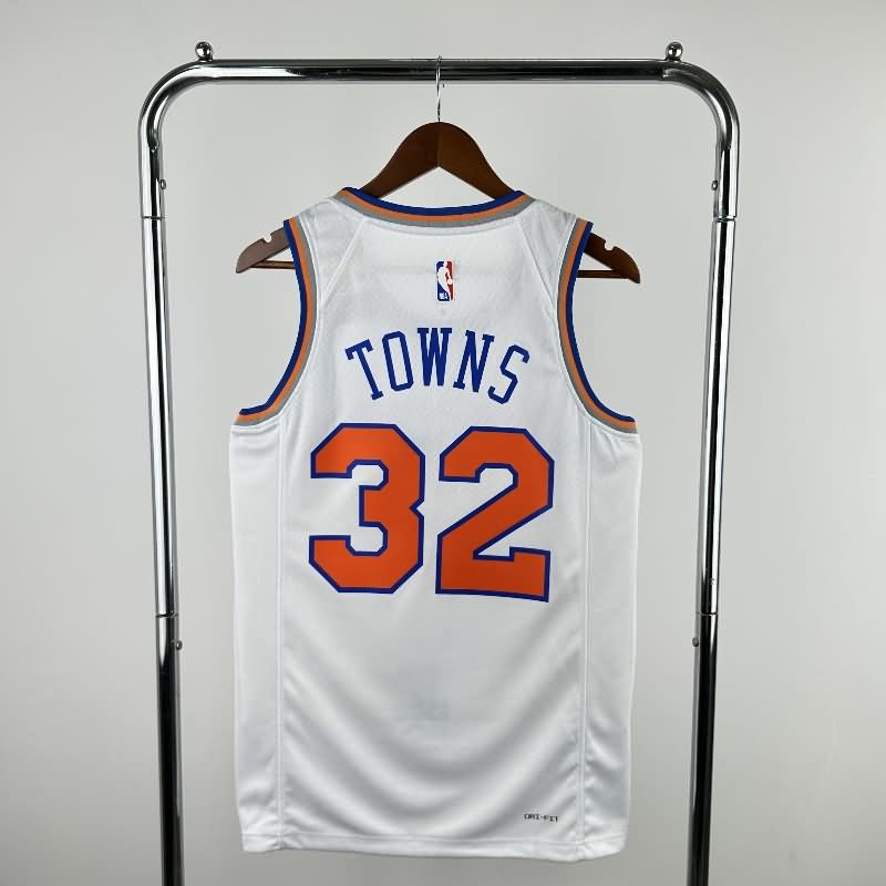 New York Knicks 22/23 White Basketball Jersey (Hot Press)