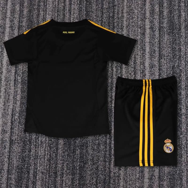 Kids Real Madrid Soccer Jersey Goalkeeper Black Replica 11/12