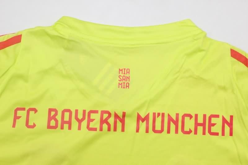 Bayern Munich Soccer Jersey Goalkeeper Green Replica 24/25