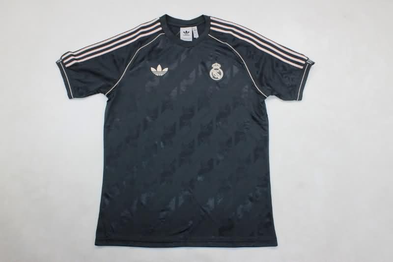 Real Madrid Training Jersey 12 Replica 24/25