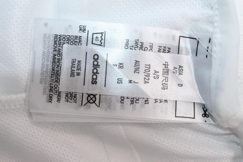 Real Madrid Soccer Shorts Home (Player) 2024/25