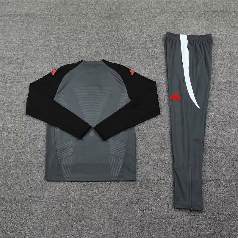 Manchester United Soccer Tracksuit Grey Replica 24/25