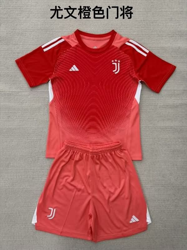 Kids Juventus 25/26 Goalkeeper Red Soccer Jersey And Shorts Kids Juventus 25/26 Goalkeeper Red Soccer Jersey And Shorts