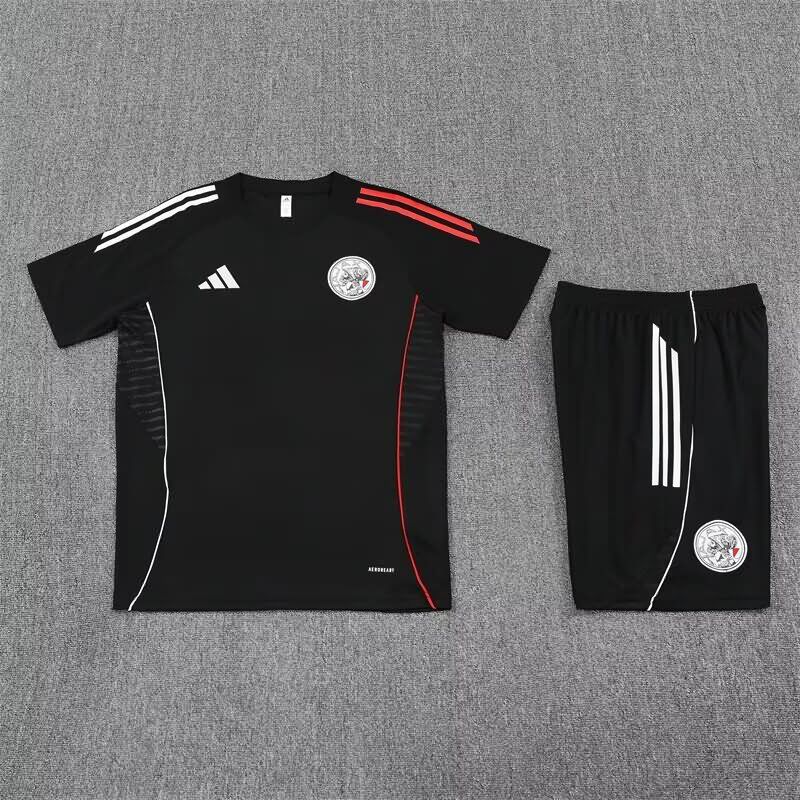 AAA Quality Ajax 25/26 Black Soccer Training Sets AAA Quality Ajax 25/26 Black Soccer Training Sets