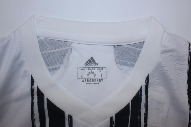 Juventus Soccer Jersey Home Retro Replica 2020/21