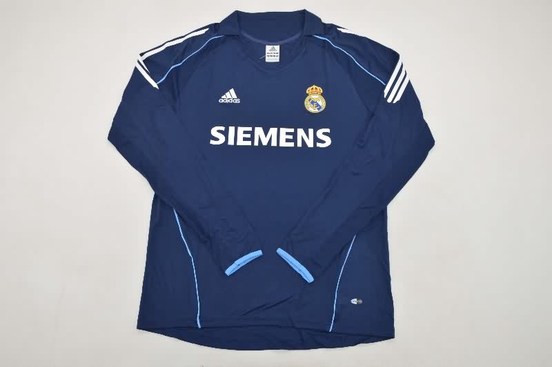 AAA Quality Real Madrid 2005/06 Away Long Sleeve Retro Soccer Jersey AAA Quality Real Madrid 2005/06 Away Long Sleeve Retro Soccer Jersey